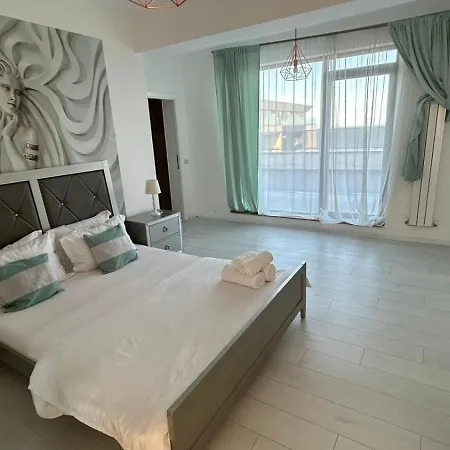 Gooapartments Six - Penthouse Appartamento Năvodari